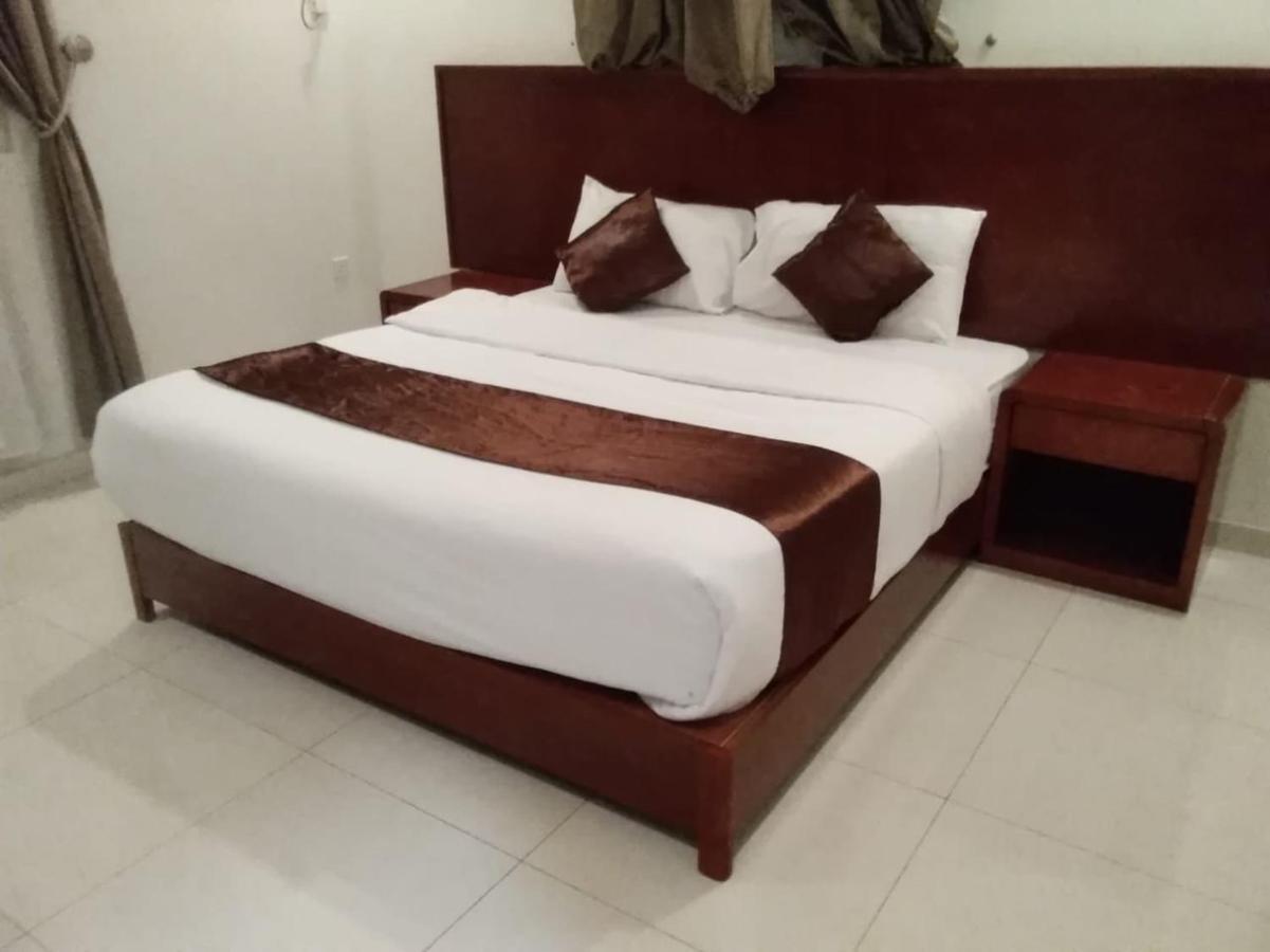 Iwan Alandalusia Al Ajaweed Aparthotel Τζέντα Εξωτερικό φωτογραφία